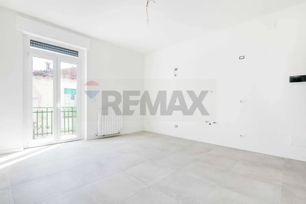 Pièces - Modernised Two-Bedroom Apartment in Arsago Seprio