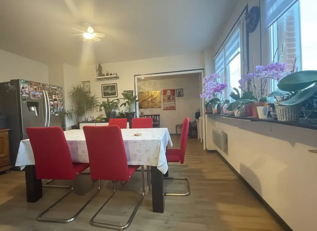 Sala da pranzo - Fourth-Floor Flat with Lift in Aurillac