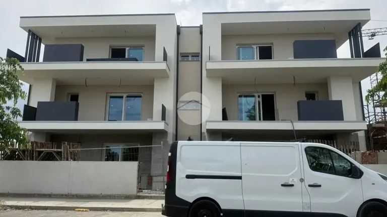 Duplex con terrazzo a Sorbolo Mezzani