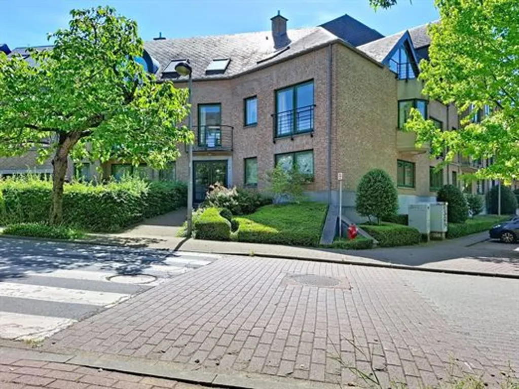 Esterno - Duplex Apartment with Terrace in Quiet Area