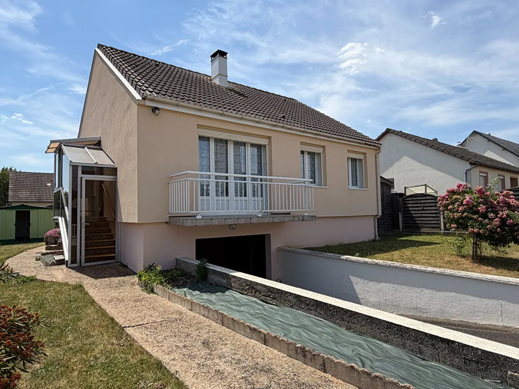 Välivaade - 3-Bedroom House with Garden in Brou