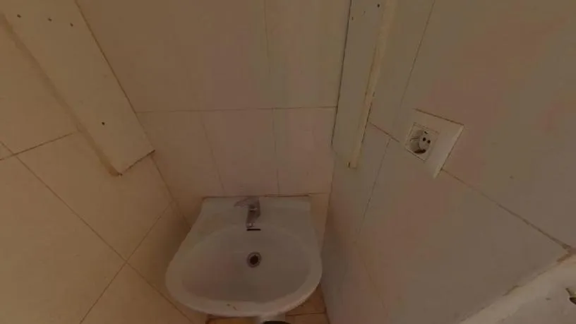 Vannitoad - Apartment with Central Location in El Raval, Barcelona
