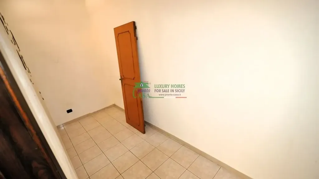 Entrée - Apartment with Balcony in Ragusa