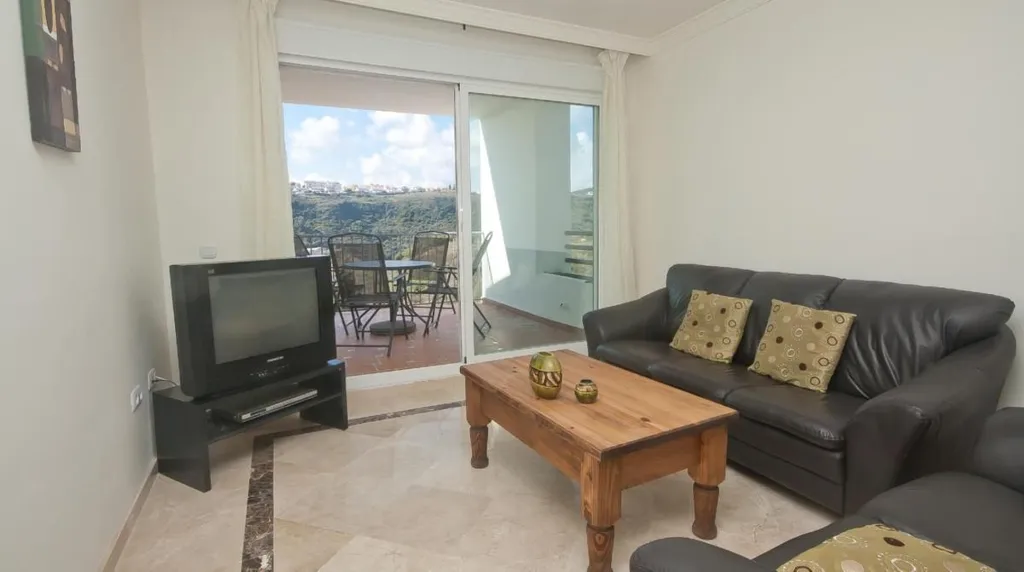 Séjour - 2-Bed Apartment with Terrace in La Duquesa, Manilva