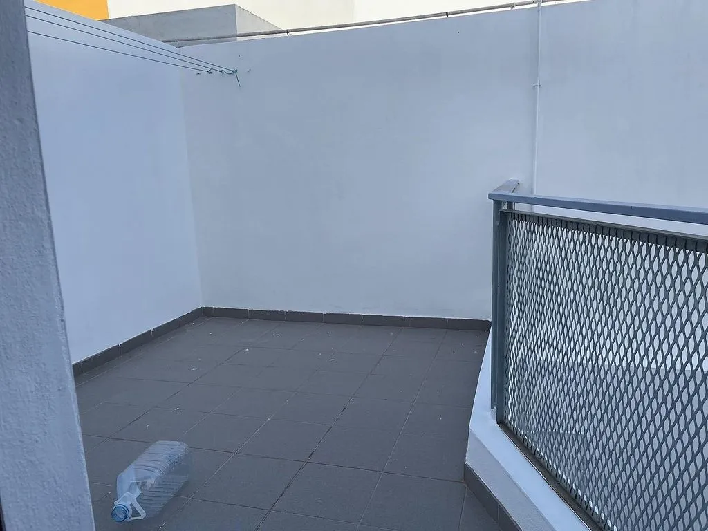 Rõdu - Student Duplex with Terrace in Guadalupe