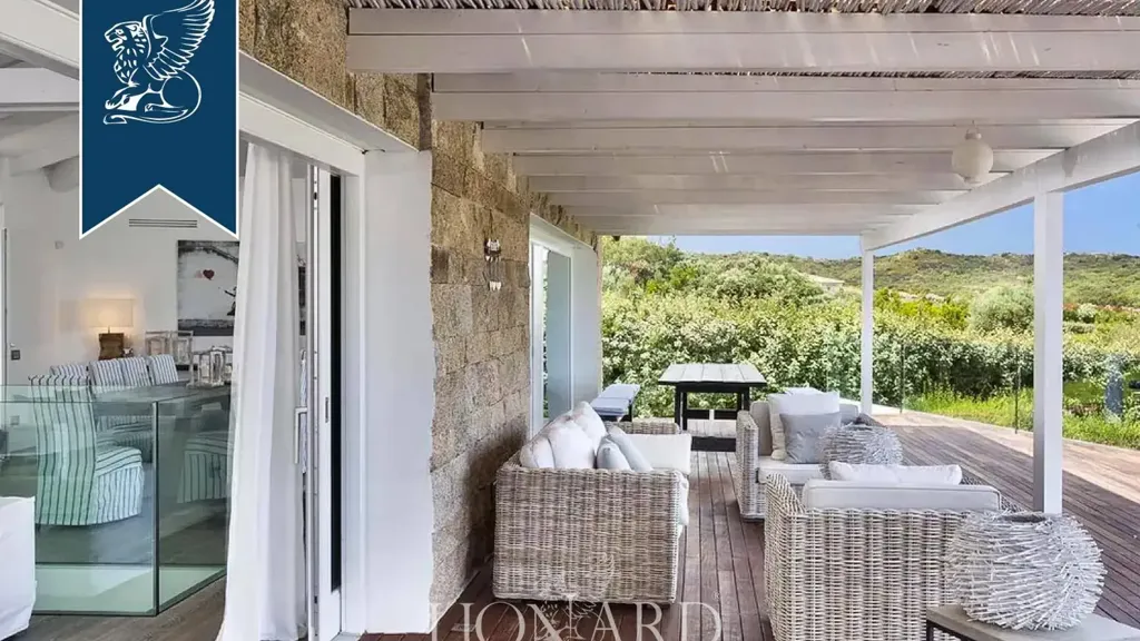 Terrasse - Modern Villa with Sea View in Puntaldia, Sardinia
