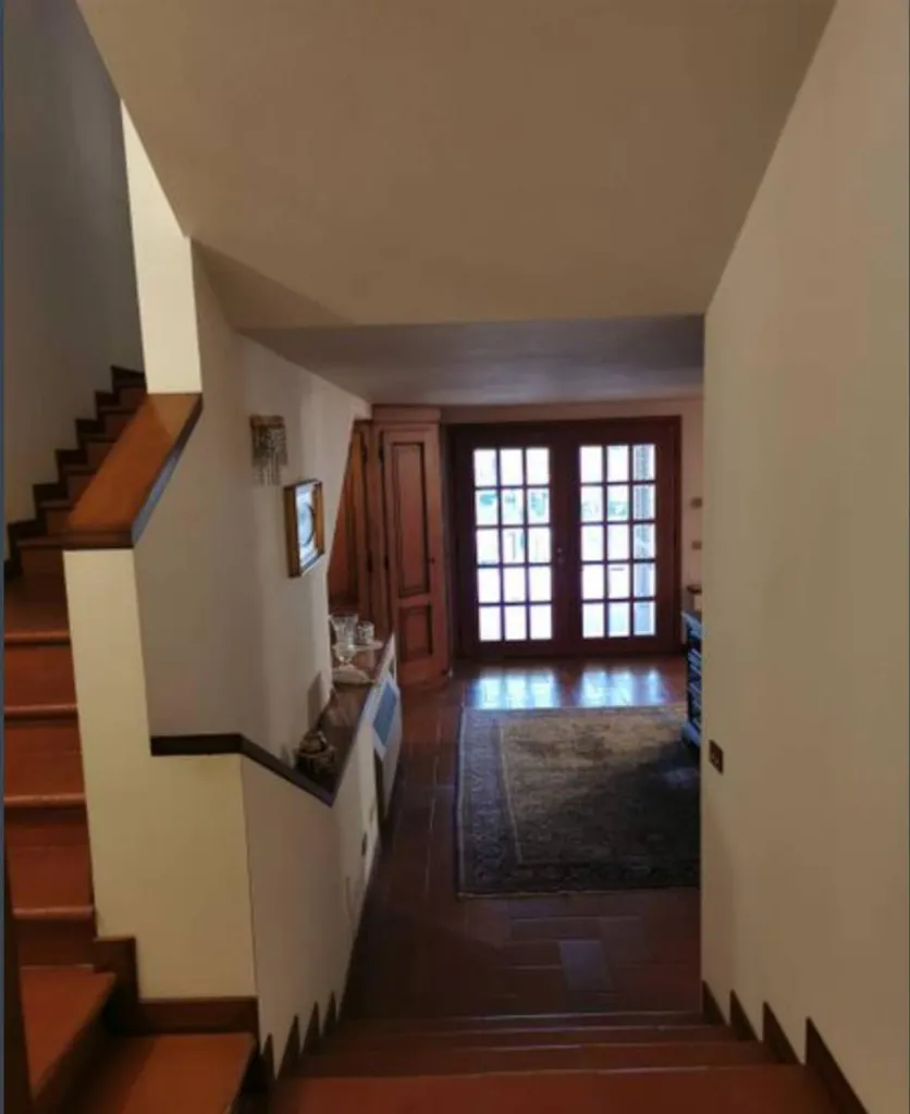 Rooms - Significant Villa with Garden in Guastalla