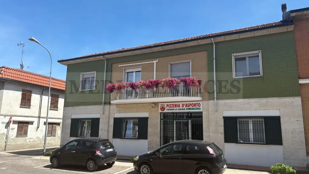 Extérieur - Independent House with Dual Use in Mede