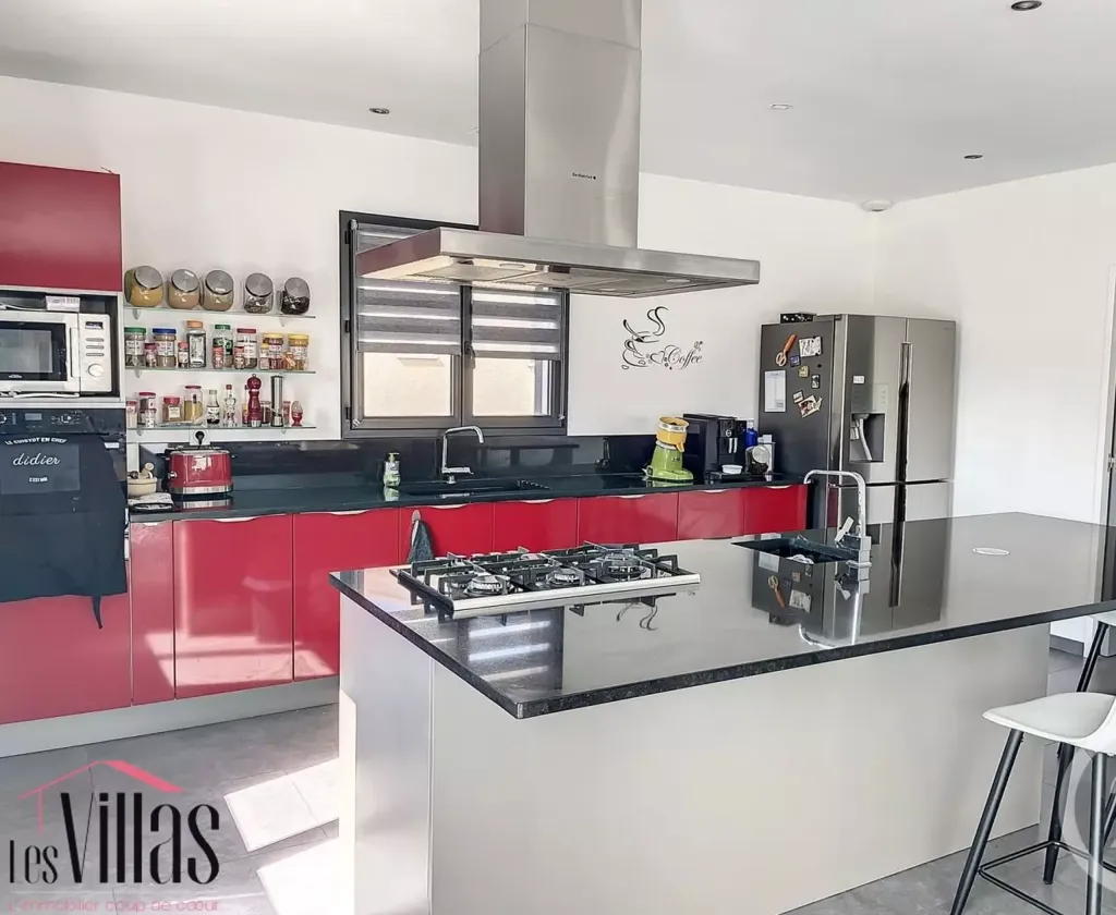 Cuisine - Villa Contemporaine avec Piscine près de Cér