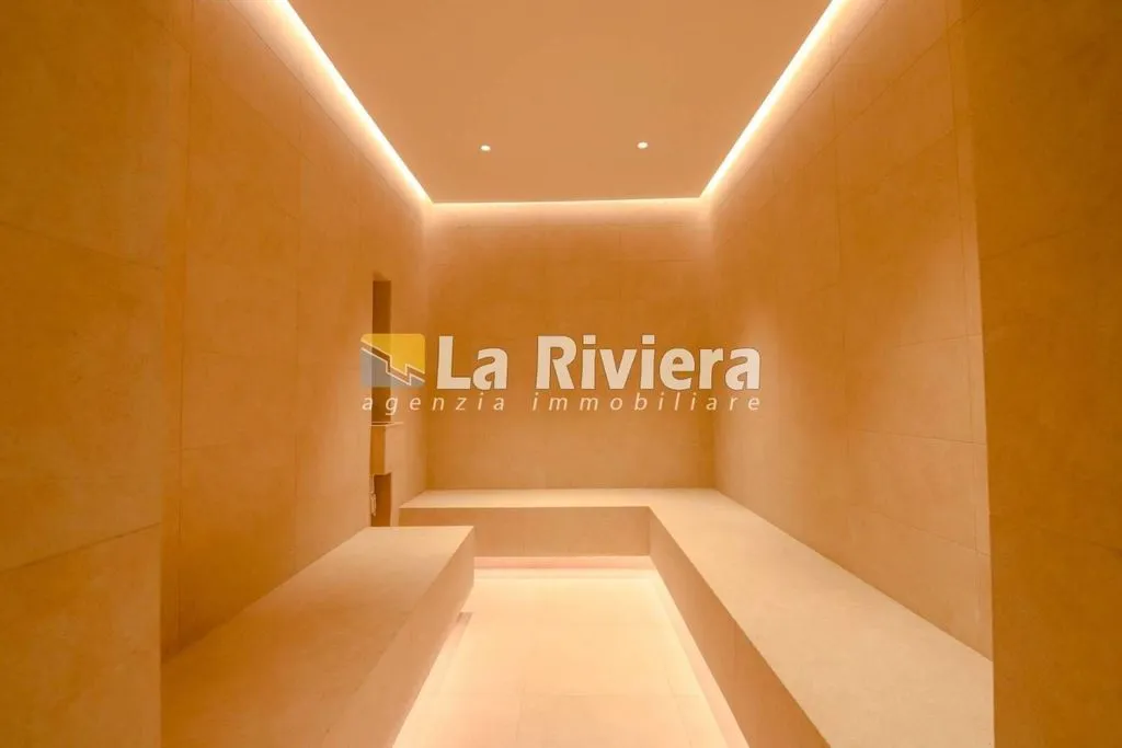 Pièces - Luxury Apartment with Pool in Rapallo