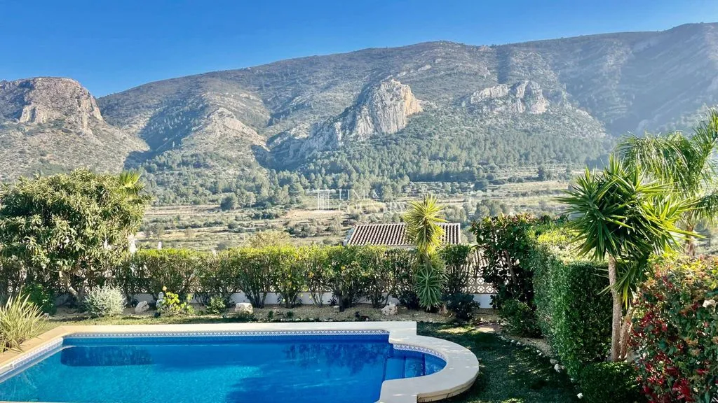Bassein - Modern Villa with Panoramic Views in Pedreguer