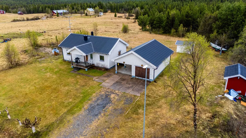 Luftaufnahme - Cottage with Water Access in Neitisuando