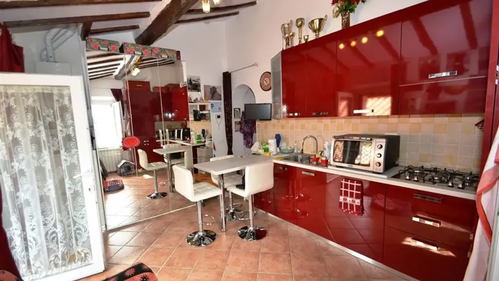 Köök - Rustic Apartment with Private Yard in Rosignano Marittimo