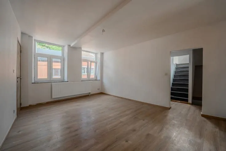 Stanze - Townhouse in Central Huy