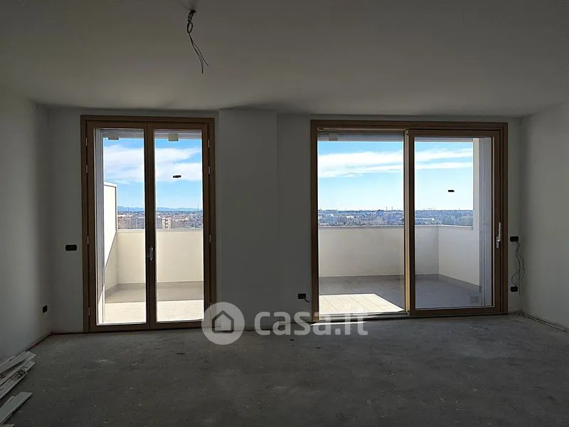 Pièces - New Triplex with Terrace in Monza