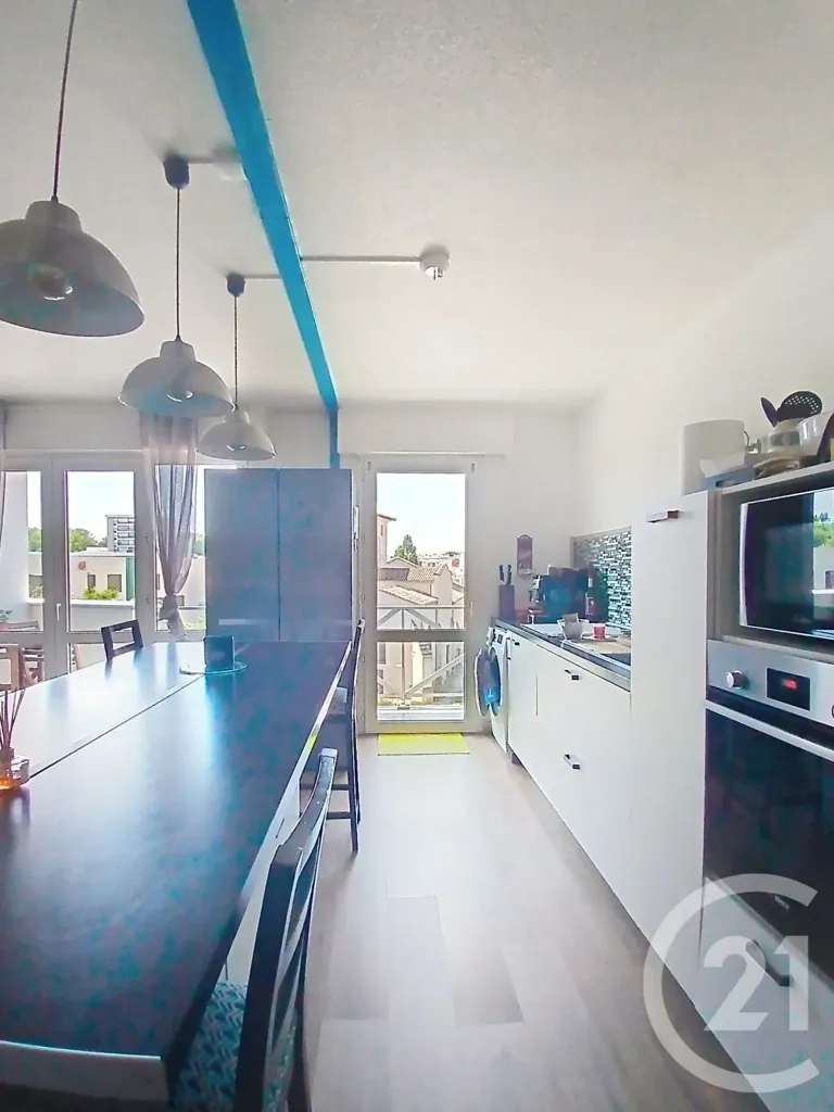 Cucina - T3 with Balcony in Mérignac Centre