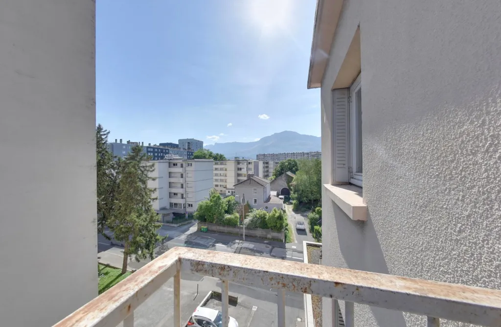 Balcon - Appartement 4 Pièces avec Balcon à Grenoble