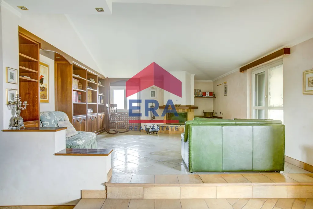 Séjour - Villa with 4.5-Hectare Park in Ardea