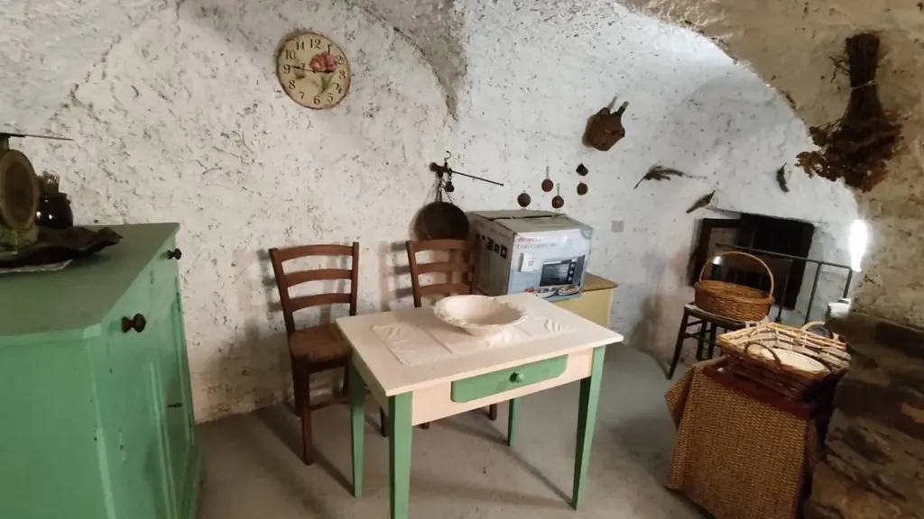 Cuisine - Historic Apartment in Pigna, Imperia