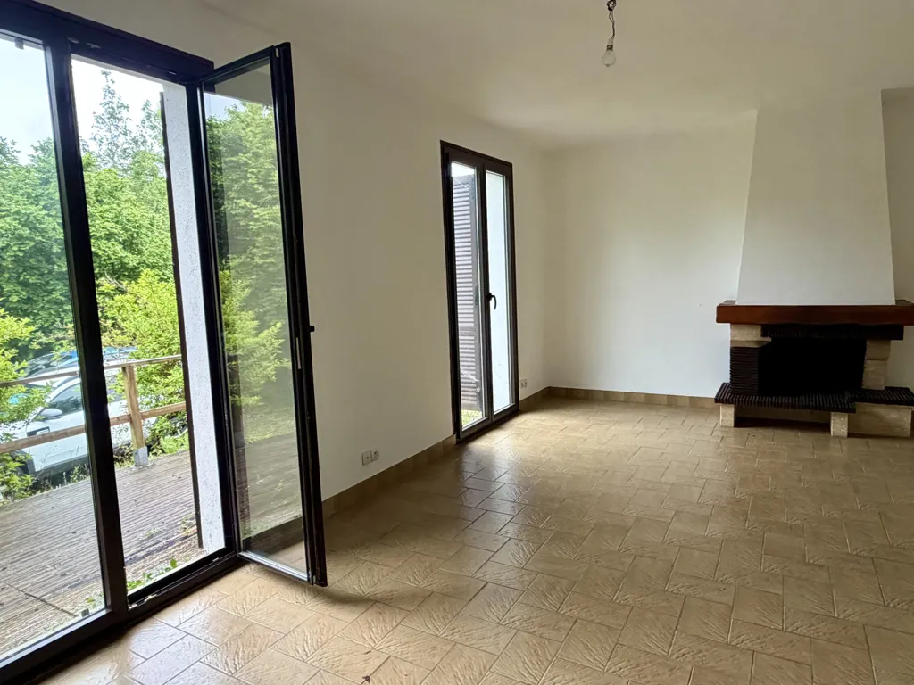 Séjour - Maison avec jardin et garage à Savonnières
