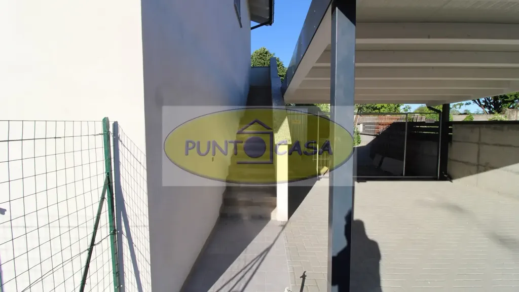 Garaaž - New Triplex Villa with Private Garden in Borghetto Lodigiano