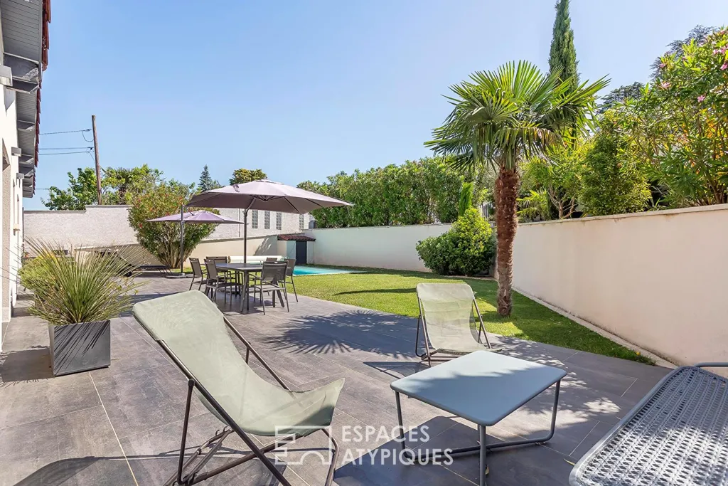 Bassein - Ground Floor Flat in Montanay with Pool