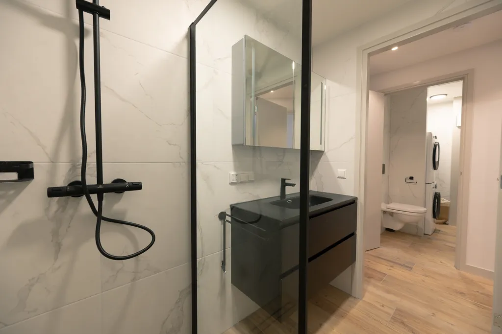 Vannitoad - Modernised Ground Floor Flat with Garden in Amsterdam-Zuid