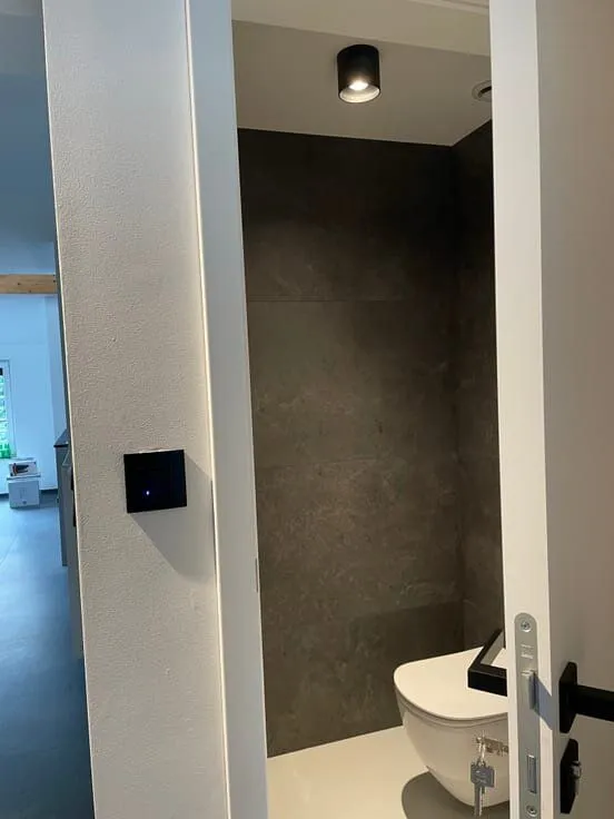 Salles de bain - Duplex Rénové avec Balcon Sud à Louer