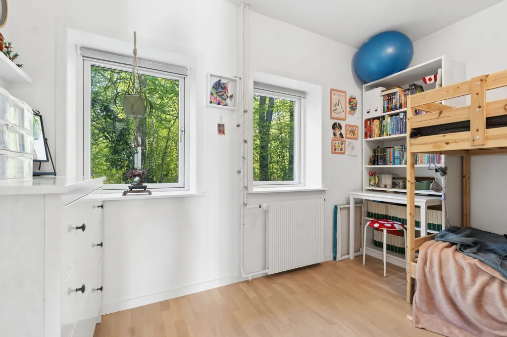 Chambres - Renovated Villa with Forest View in Birkerød