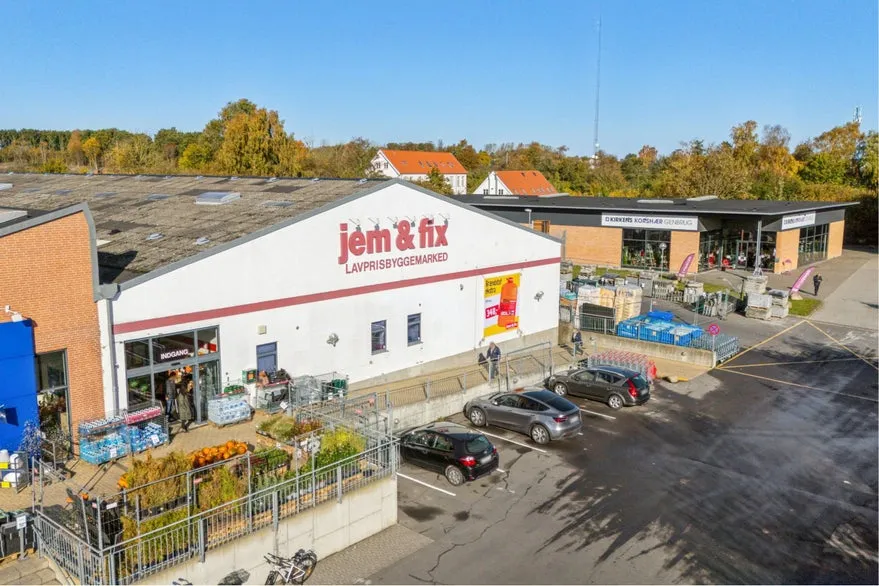 Välivaade - Retail Unit with Garden in Odense