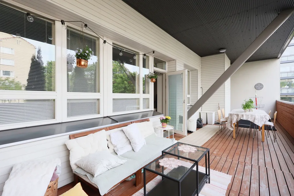 Balcon - Modernised Apartment with River View in Turku