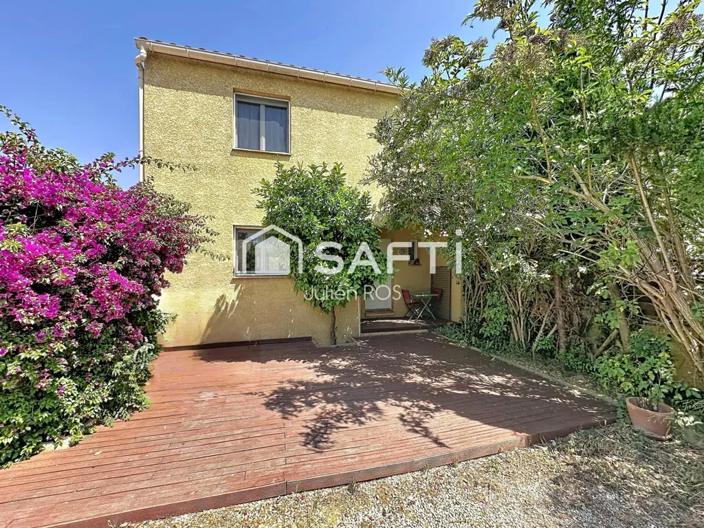 Esterno - Family House with Pool in Coursan