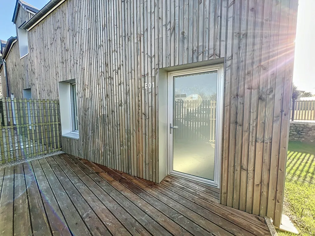 Extérieur - Appartement Rénové avec Terrasse à Lamballe