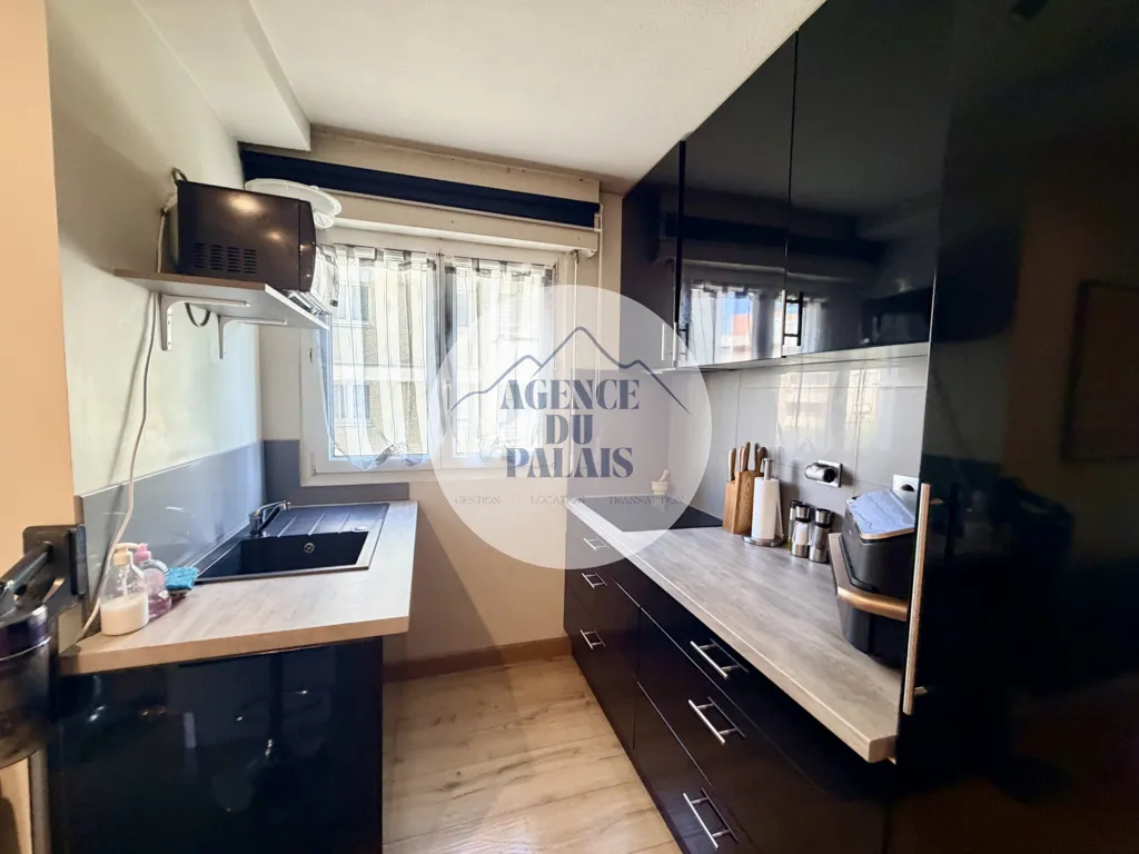 Köök - Renovated Flat with Balcony in Billère