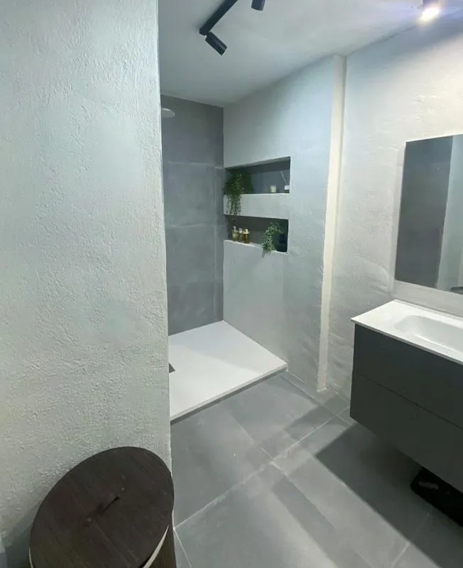 Salles de bain - Apartment with Terrace in Massalavés