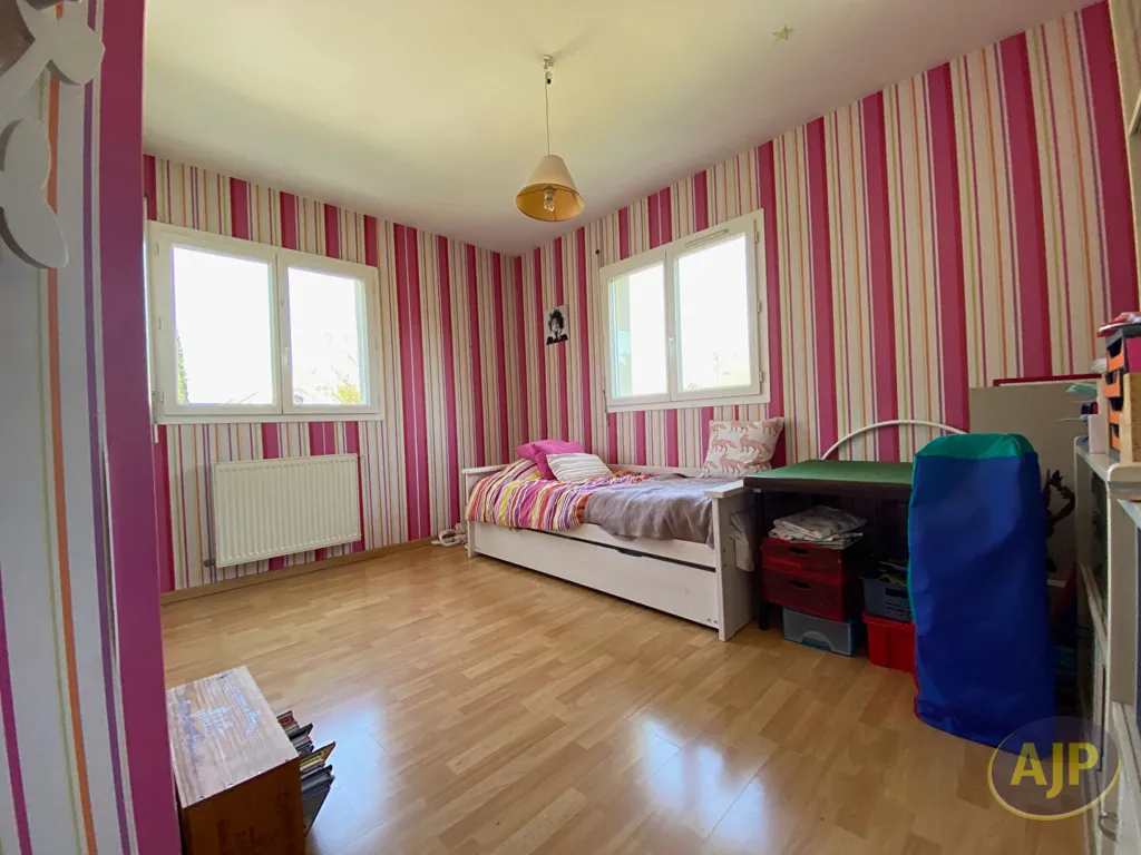 Chambres - Maison 5 Chambres avec Jardin à Caudéran, Bordeaux