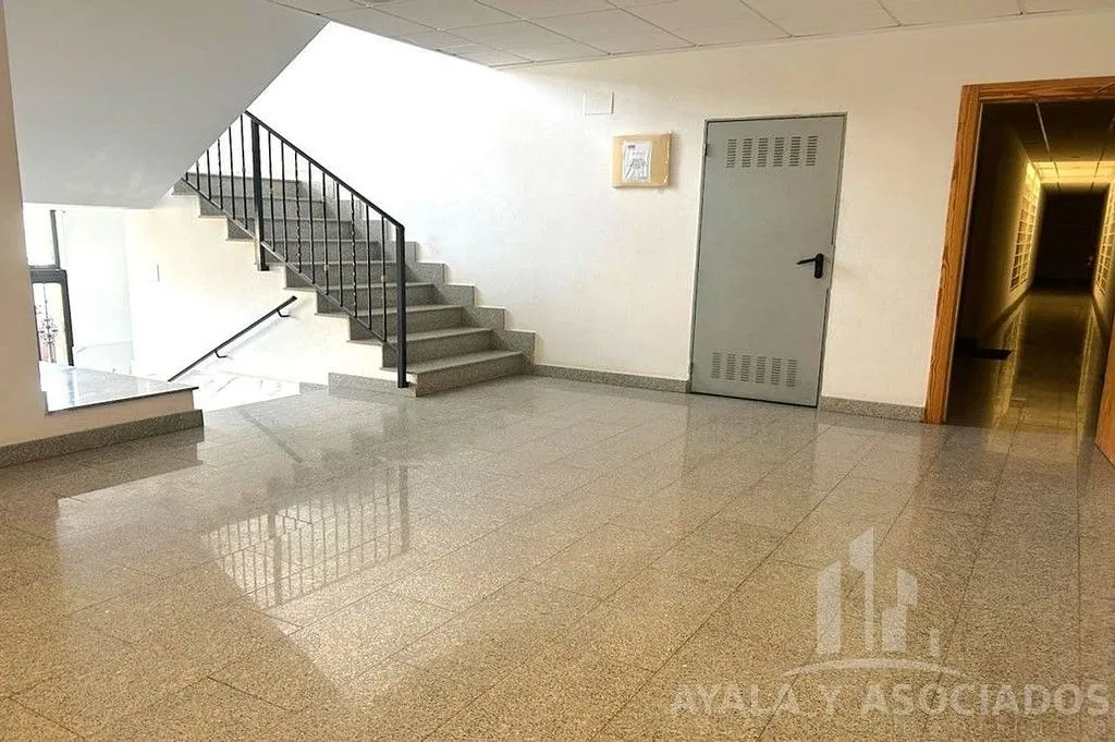 Esik - Ground Floor Flat with Parking in La Unión
