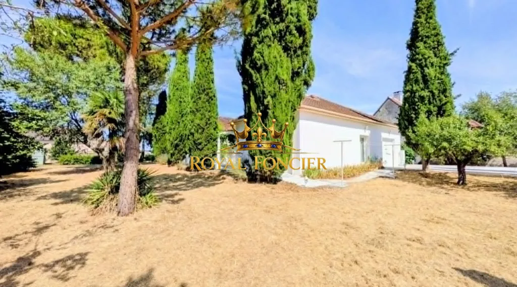 Giardino - Detached House with Garden in Quiet Area