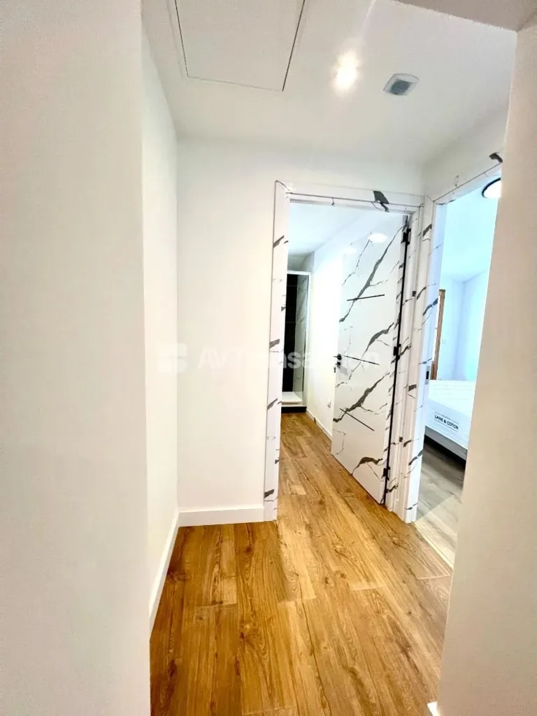 Ingresso - Renovated Duplex with Garage in Belley