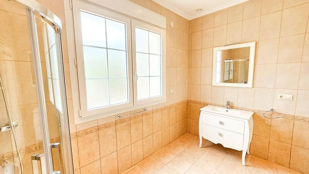 Salles de bain - Luxury Villa with Pool in Cabo Roig