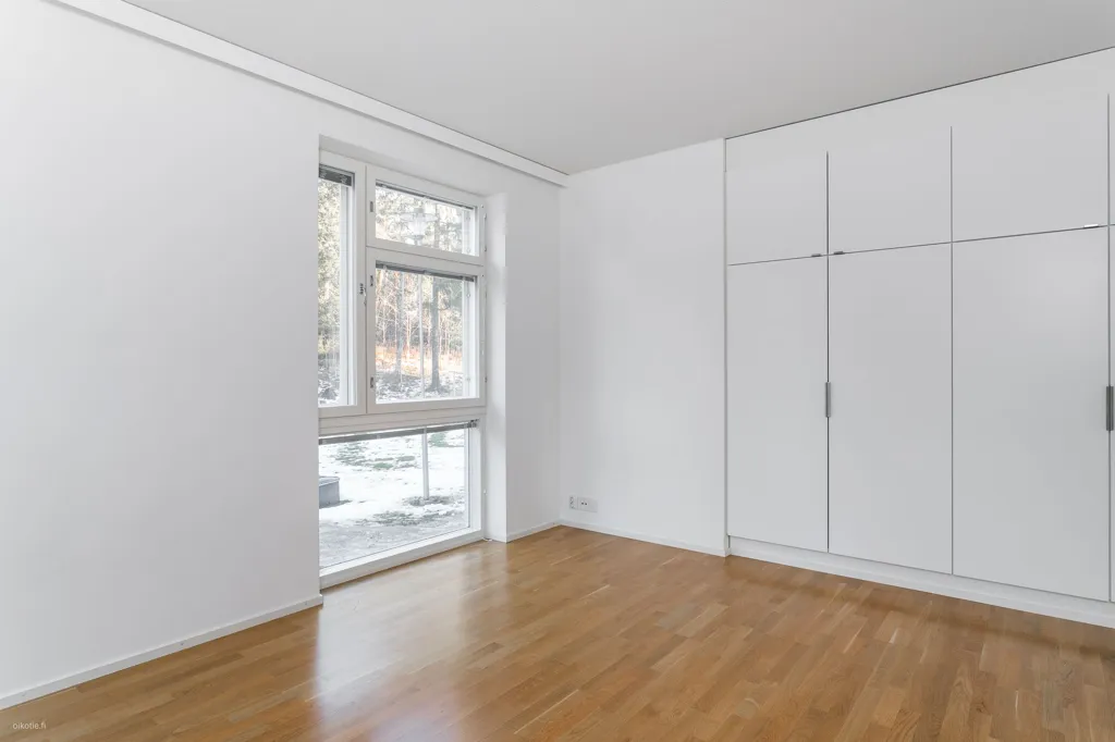 Pièces - Modern Apartment with Balcony in Uusikaupunki
