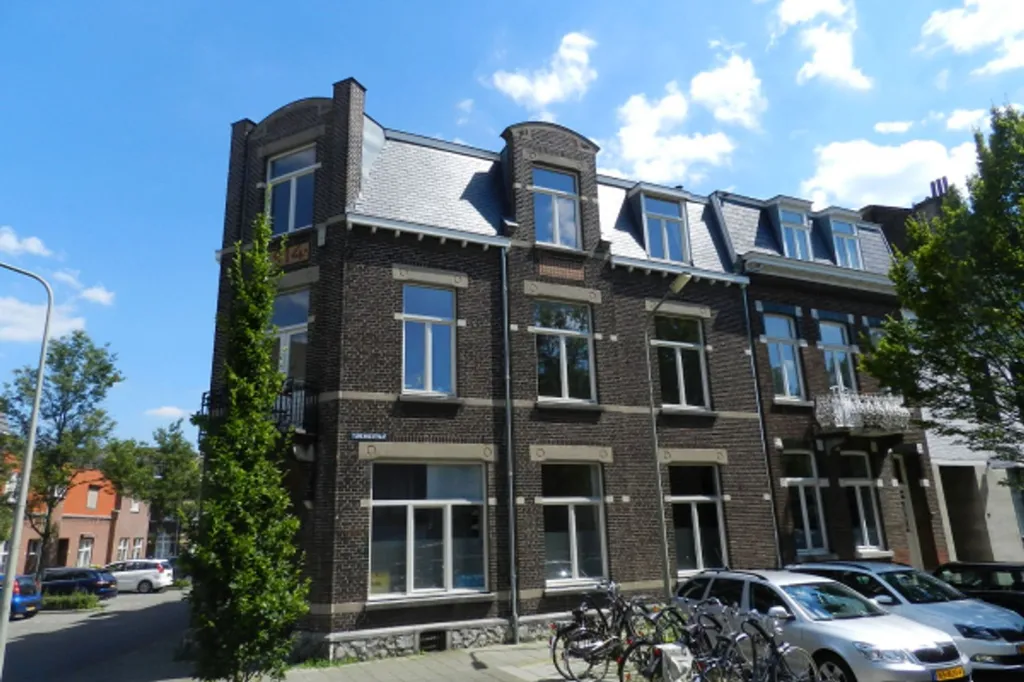 Exterior - Studio Flat with Shared Facilities in Maastricht