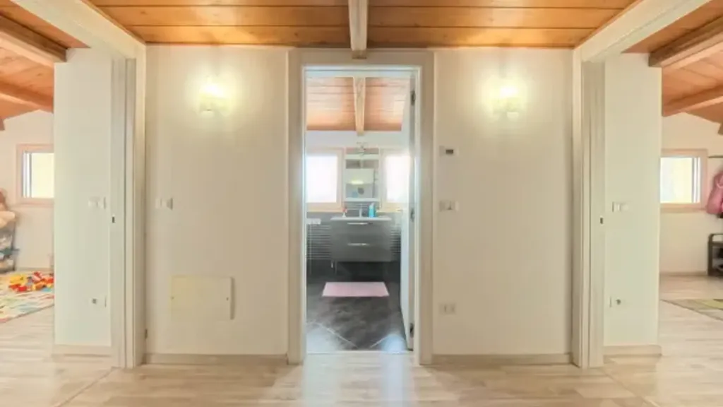Entrée - Modern Attico with Terrace in Citerna