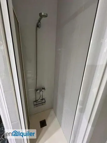 Bathrooms - Amueblado Flat with Balcony in Murcia
