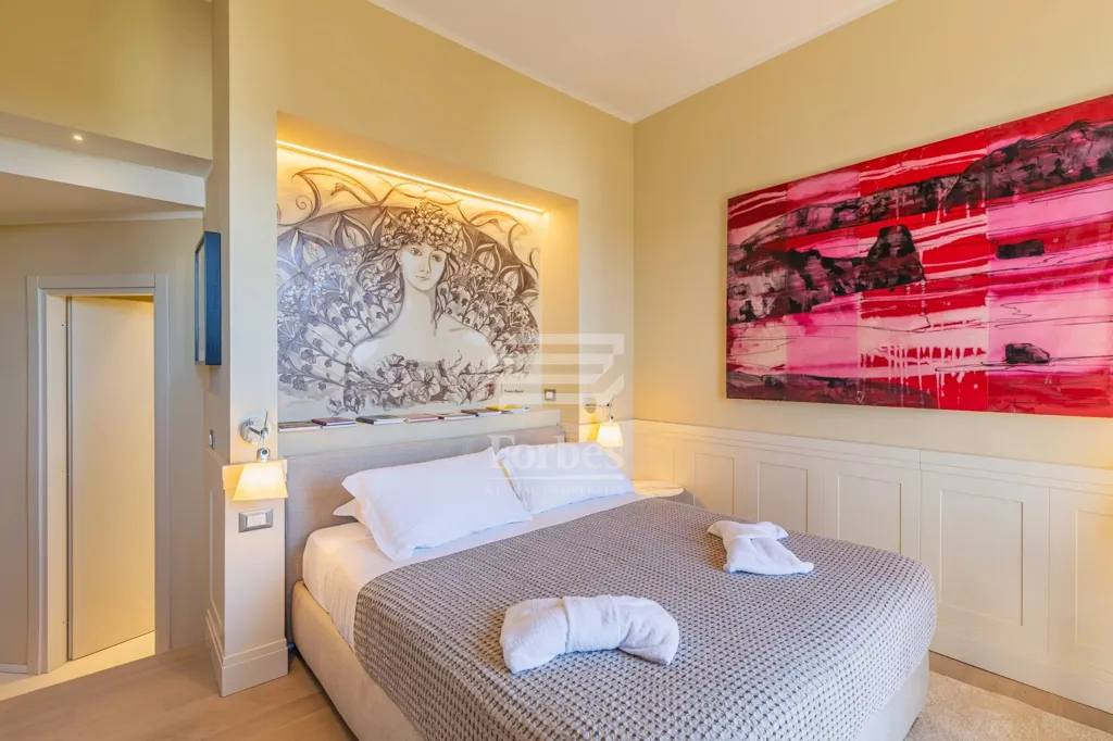 Chambres - Renovated Penthouse with Panoramic Terrace in Florence