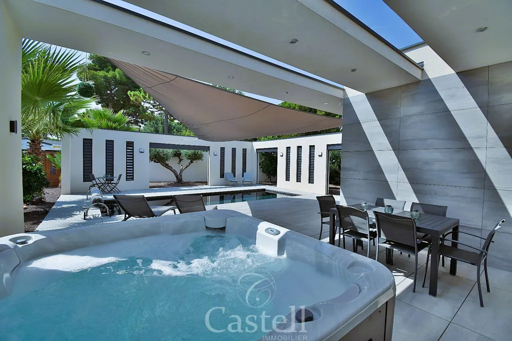 Terrasse - Villa Contemporaine avec Piscine au Grau d'Agde