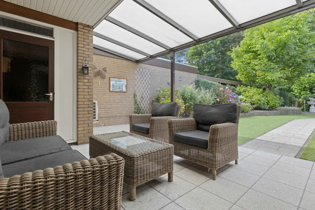 Terrass - Bungalow with Garden at Bosrand, Grubbenvorst