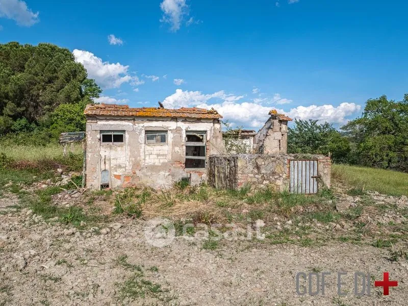Välivaade - Rural Podere with 24 Hectares in Scansano