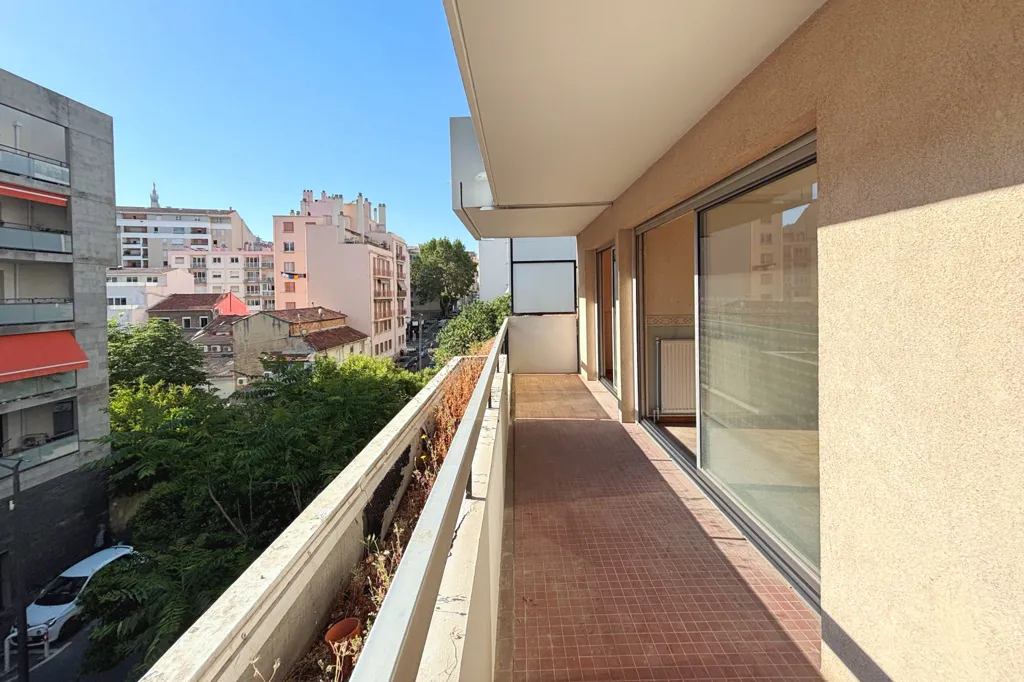 Balcon - Appartement T2 avec Terrasse au 7ème Marseille
