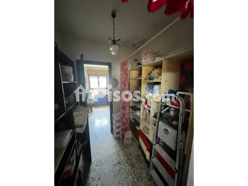 Utility Room - Rustic Chalet with Private Garden in Polígono Campredo